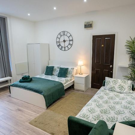 Beautiful Studio Flat In Hackney Next To Overground Station London Kültér fotó