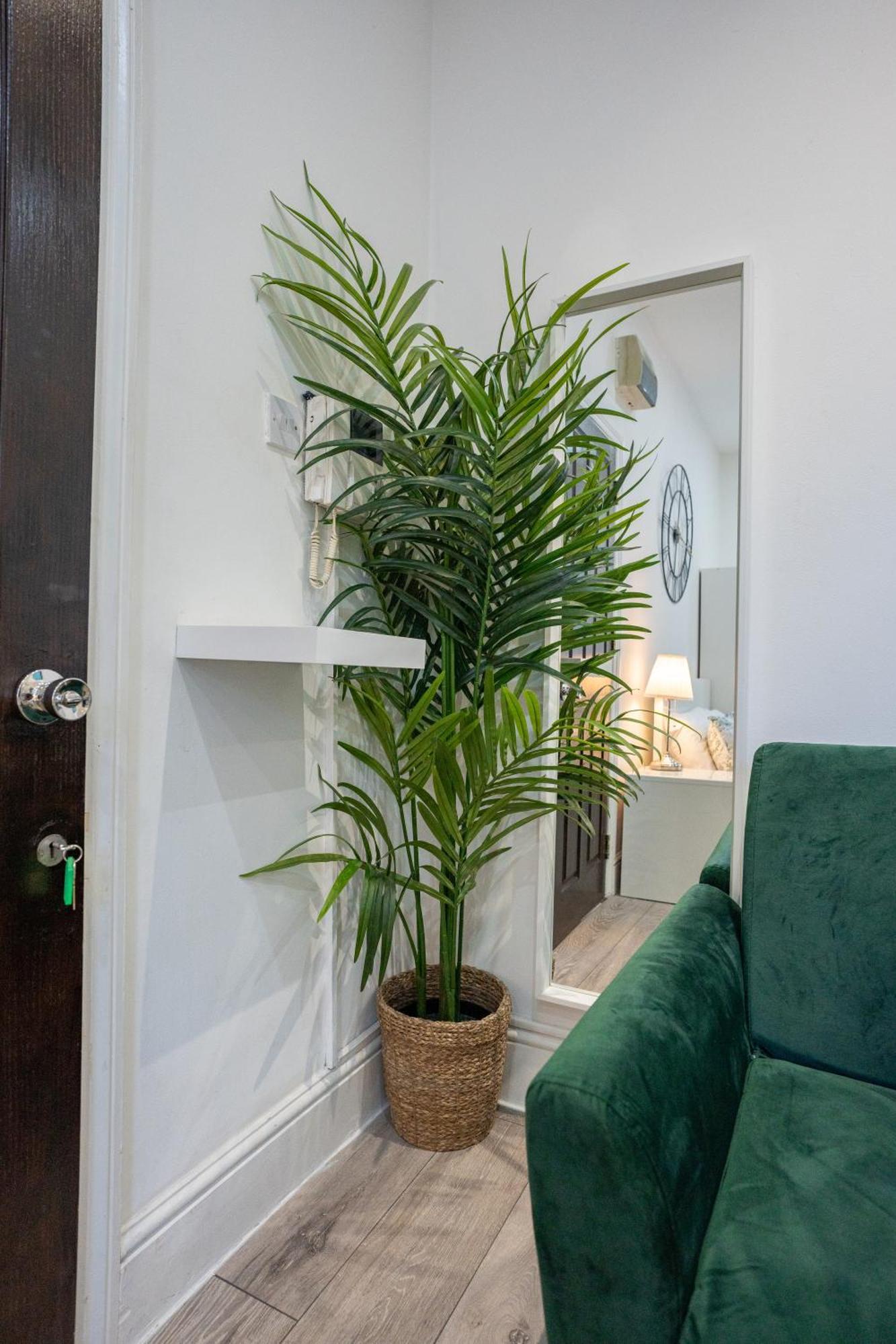 Beautiful Studio Flat In Hackney Next To Overground Station London Kültér fotó