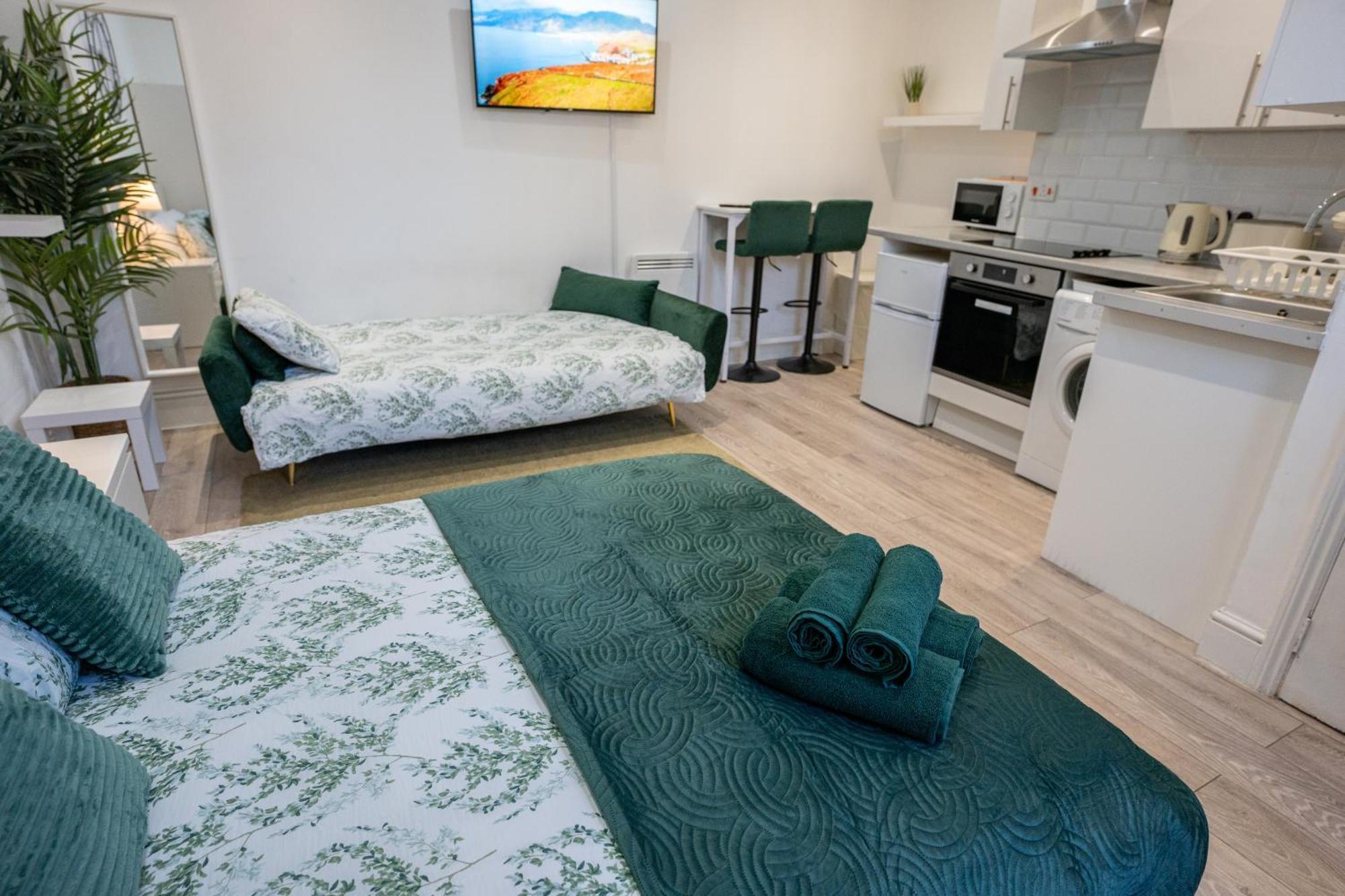 Beautiful Studio Flat In Hackney Next To Overground Station London Kültér fotó